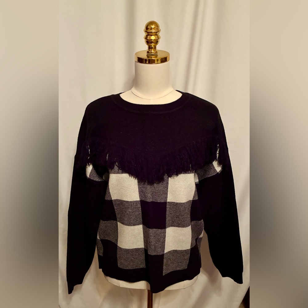 Bar III Black Buffalo Plaid Fringed Sweater Size L